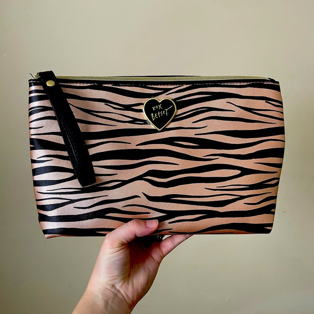 Betsey Johnson Makeup Travel Bag